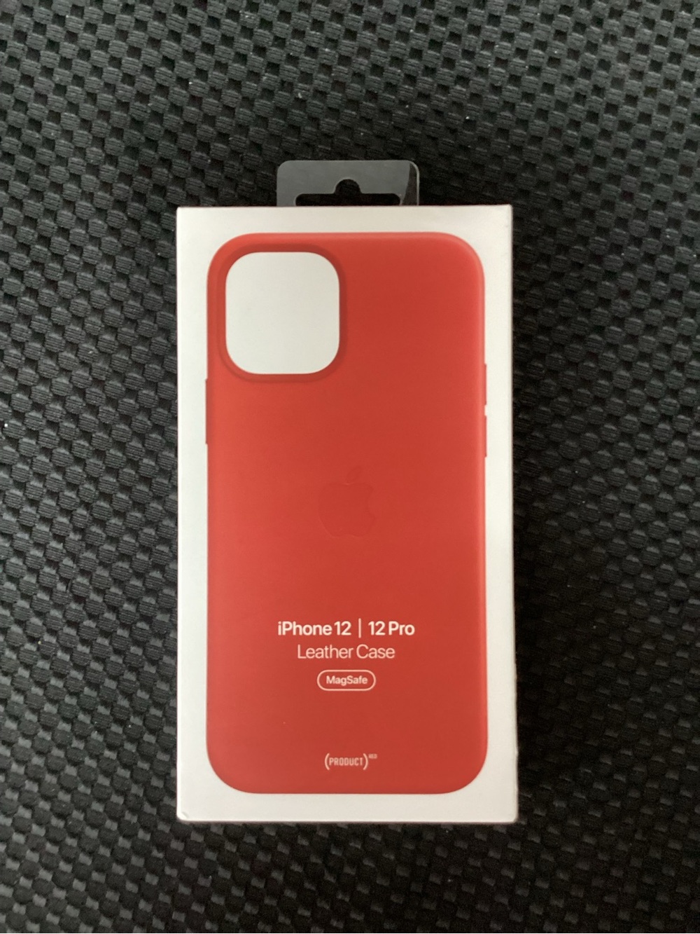 Apple (PRODUCT)RED Leather Case for iPhone 12 / 12 Pro with MagSafe